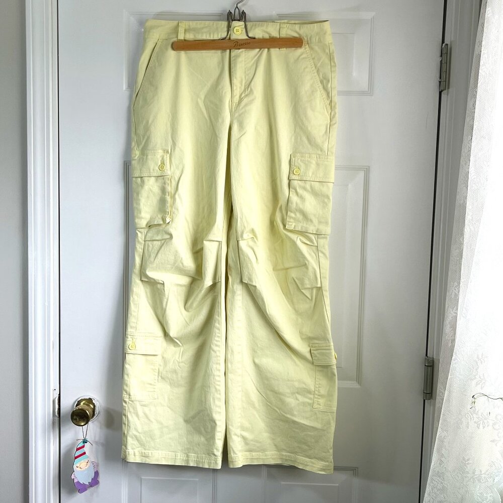 White Fable Yellow Mid Rise Wide Leg Utility Cargo Pants with Pockets Size Large